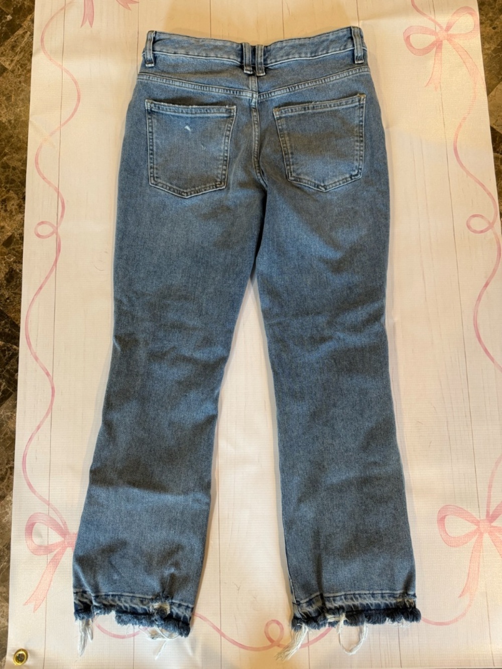 We The Free Straight Leg Jeans Size 26 - Picture 3 of 4